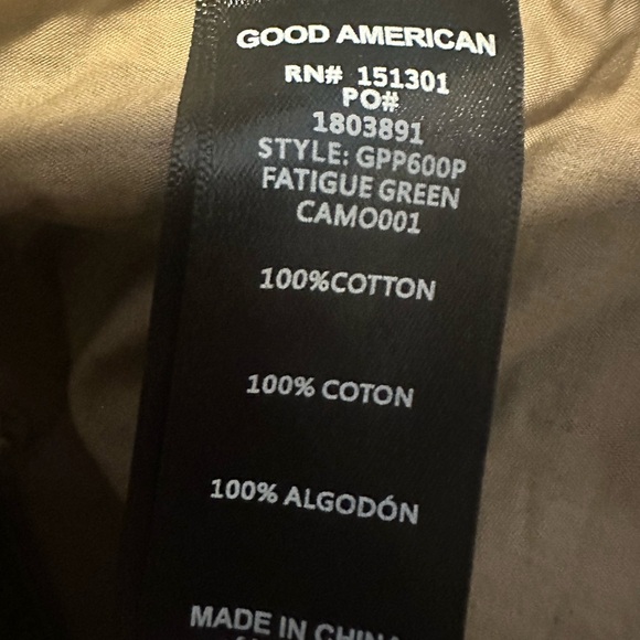 Good American Fatigue Green Camouflage Pants Size Small NWT - Picture 9 of 10